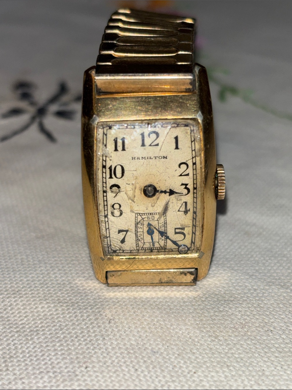 VINTAGE HAMILTON